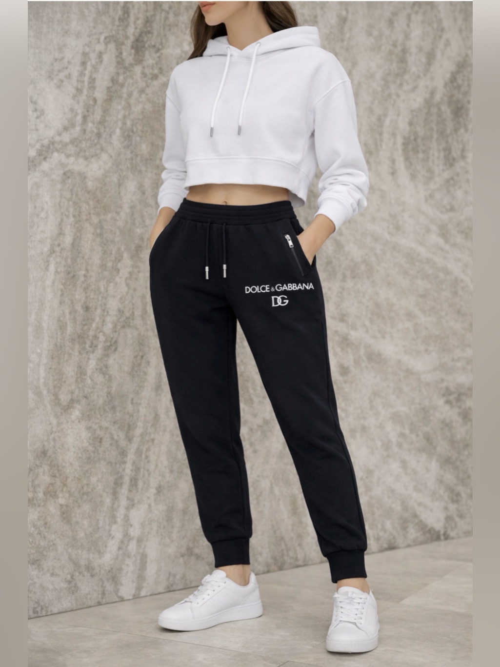 Dolce & Gabbana Black Embossed Logo Joggers Sweatpants Mid-Rise Women It 44 Us 8